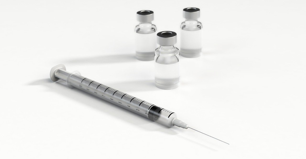 Syringe with medicine.