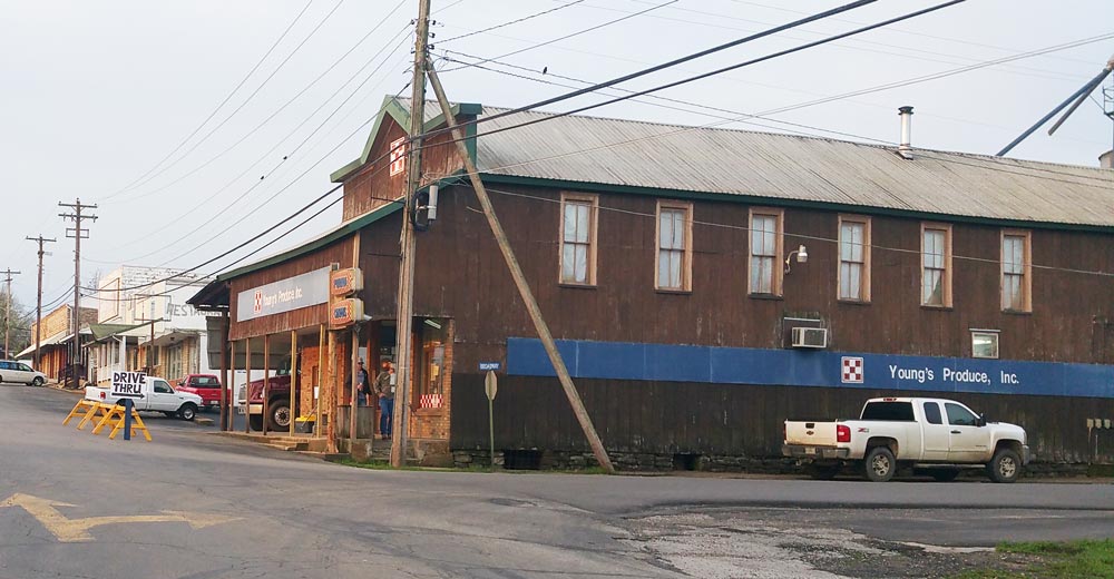 Youngs feed store Alton Mo.