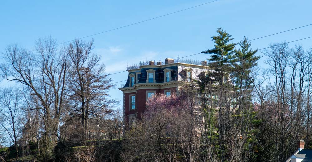 The Missouri Governor's mansion.