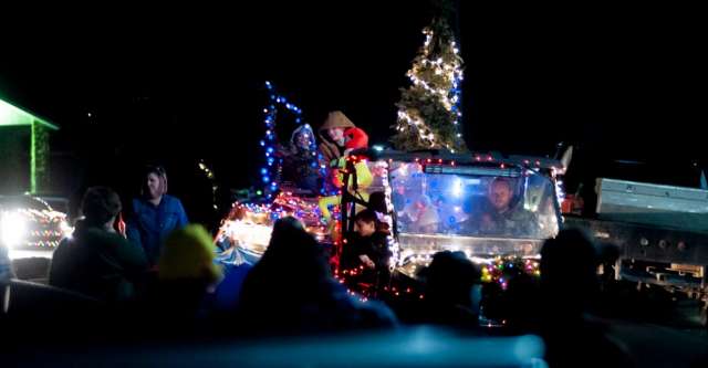 A side-x-side decorated for Alton's Christmas parade.